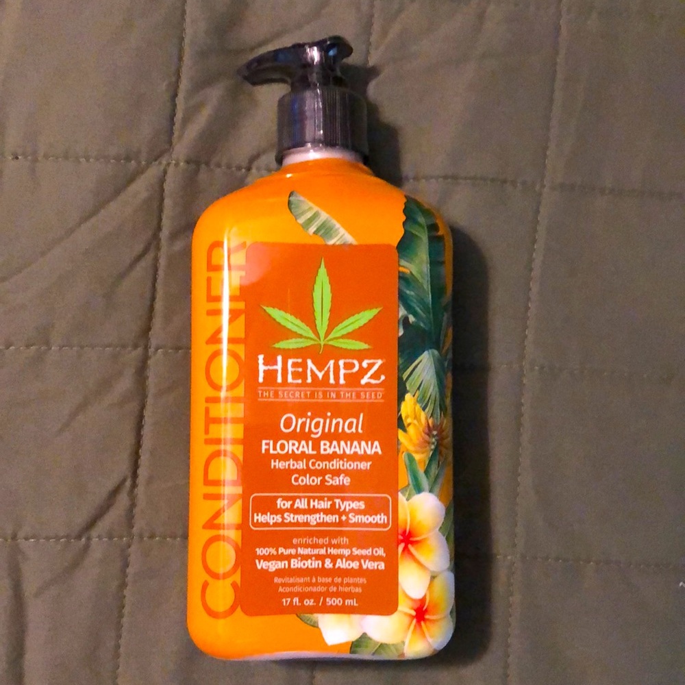COPY - Hempz floral banana conditioner